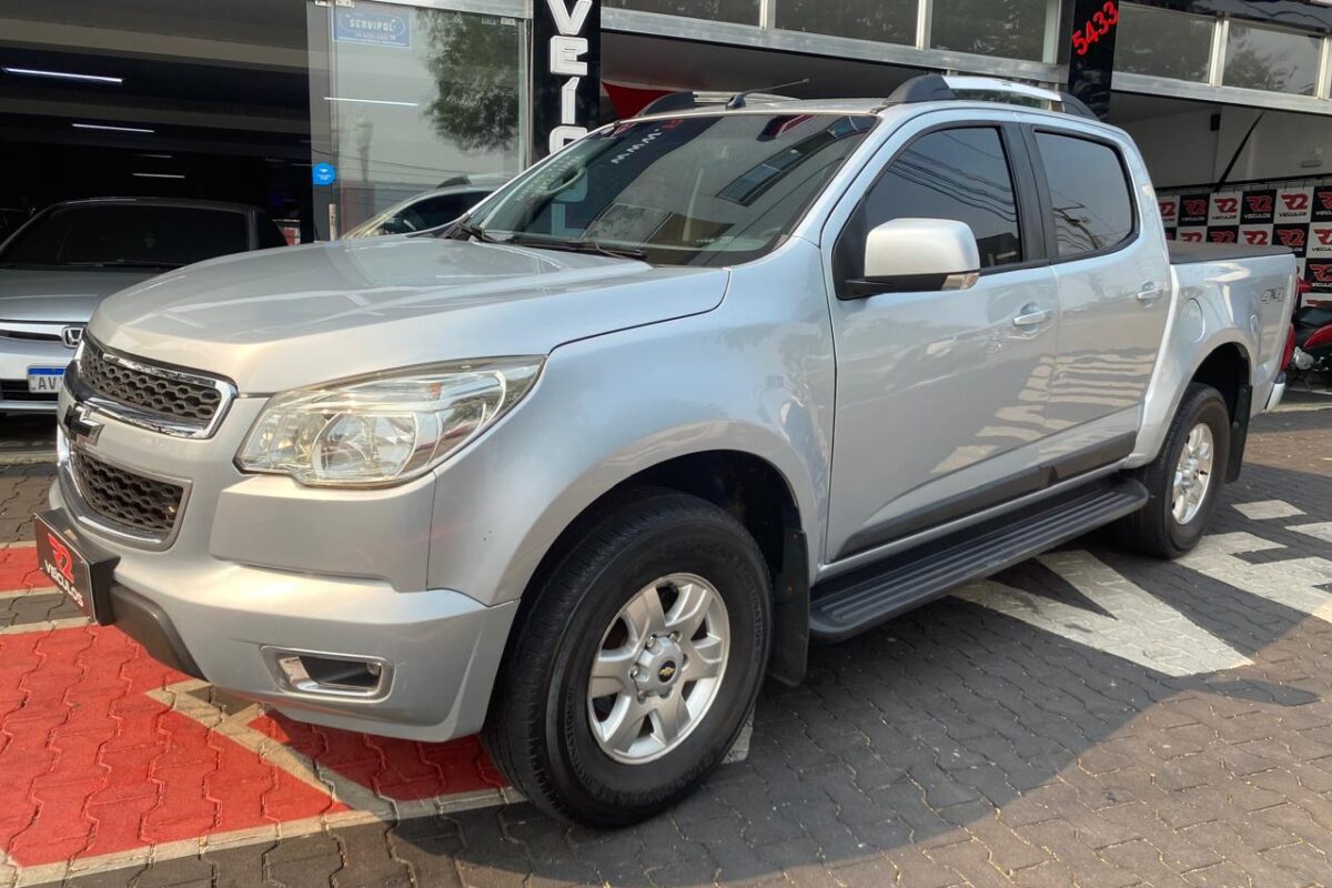 CHEVROLET-S10-LT-4X4-CD-2.8-TDI-DIESEL-AUTOMÁTICO-COMPLETO-2013-2013-PRATA (2)