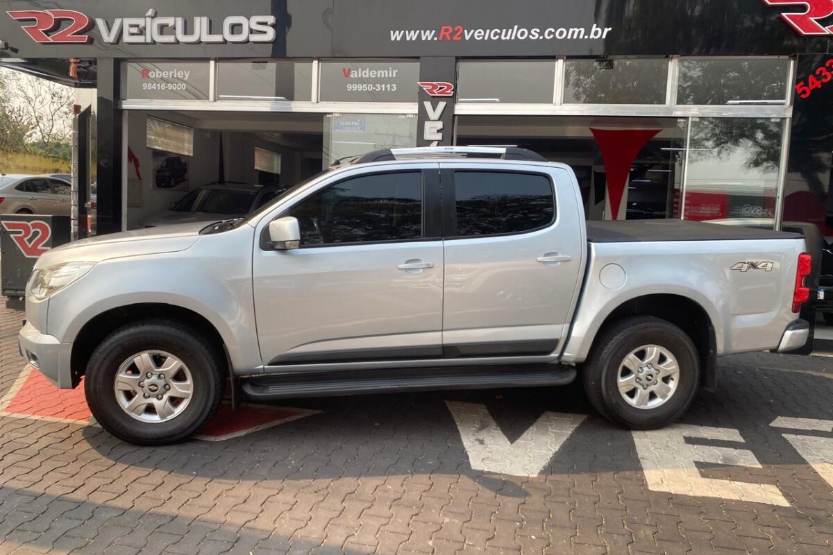 CHEVROLET-S10-LT-4X4-CD-2.8-TDI-DIESEL-AUTOMÁTICO-COMPLETO-2013-2013-PRATA (3)