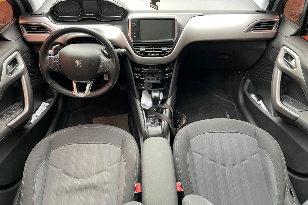 PEUGEOT-208-GRIFFE-1.6-FLEX-AUTOMÁTICO-2016-2017-PRATA (10)