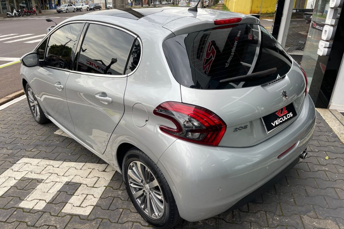 PEUGEOT-208-GRIFFE-1.6-FLEX-AUTOMÁTICO-2016-2017-PRATA (4)