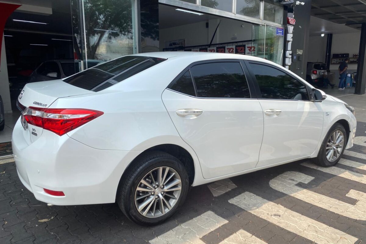 TOYOTA-COROLLA-ALTIS-2.0-FLEX-COMPLETO-AUTOMÁTICO-BRANCO-2014-2015 (11)