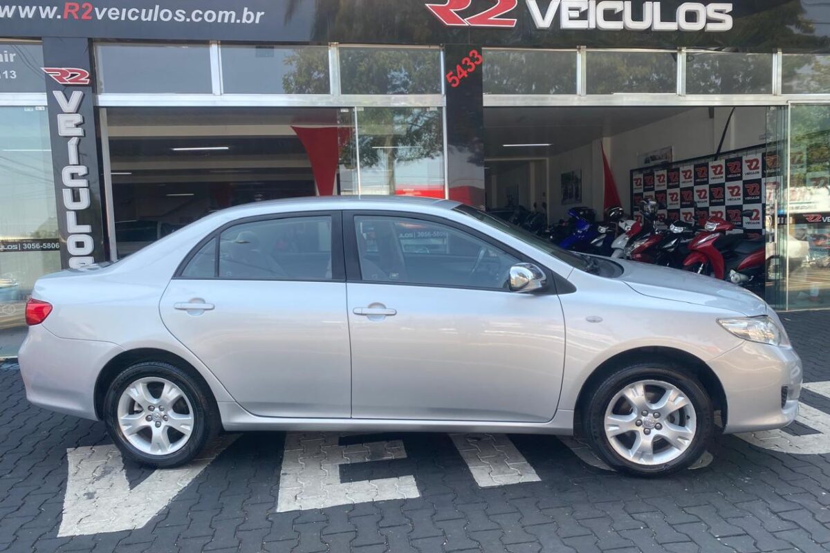 TOYOTA-COROLLA-GLI-1.8-FLEX-AUTOMÁTICO-COMPLETO-2010-2011-PRATA (10)