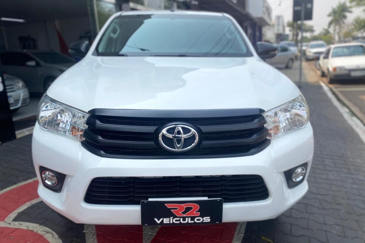 TOYOTA-HILUX-CD-4X4-2.8-MANUAL-COMPLETA-BRANCA-2018-2018 (1)