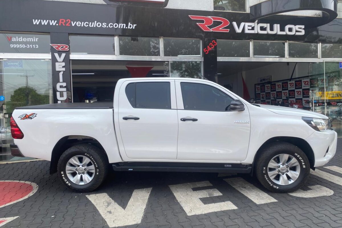 TOYOTA-HILUX-CD-4X4-2.8-MANUAL-COMPLETA-BRANCA-2018-2018 (9)