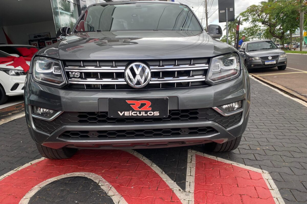 Vw Amarok V6 Extreme Cd 3.0 4x4 Tb Diesel AutomÁtico Completa Cinza 2020 2021 (2)