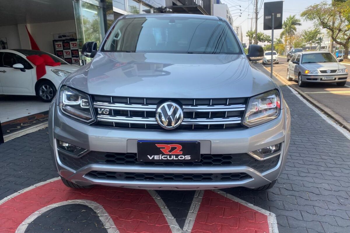 VW-AMAROK-V6-HIGHLINE-CD-3.0-4X4-TB-DIESEL-AUTOMÁTICO-COMPLETA-PRATA-2021-2022 (1)