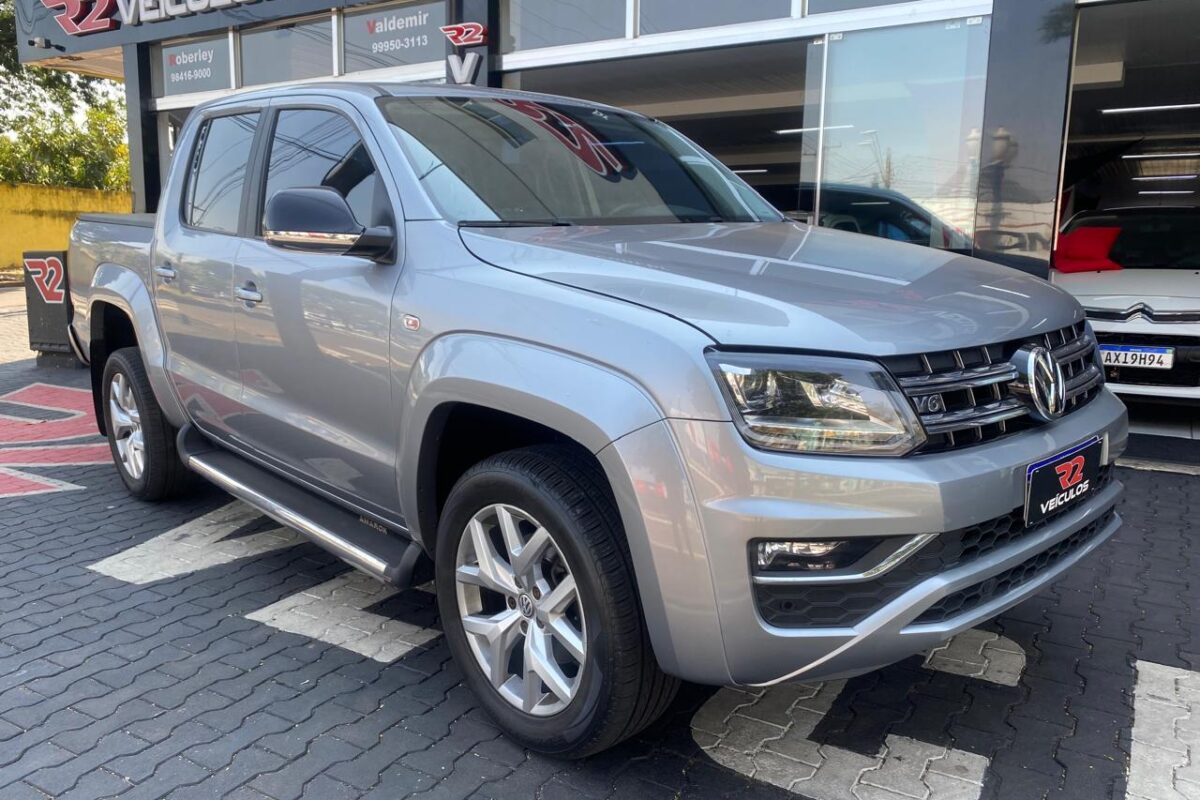 VW-AMAROK-V6-HIGHLINE-CD-3.0-4X4-TB-DIESEL-AUTOMÁTICO-COMPLETA-PRATA-2021-2022 (8)